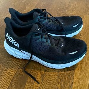 Hoka Clifton 8